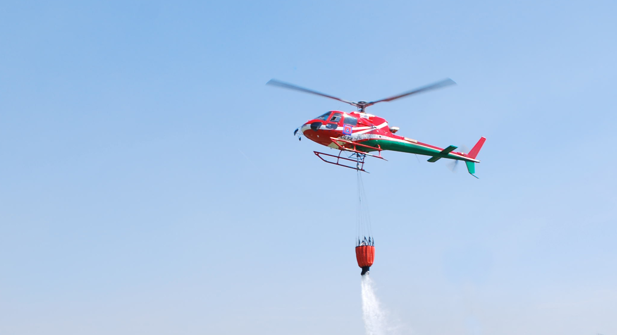 elicottero antincendio