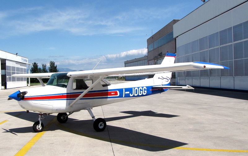 Elifriulia - Aereo Cessna 152 - Scuola di Volo